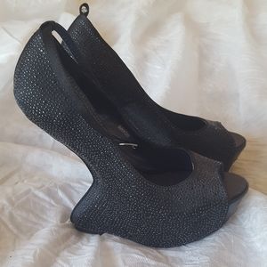 Funky Platform Shoe Republic LA Heels Size 8